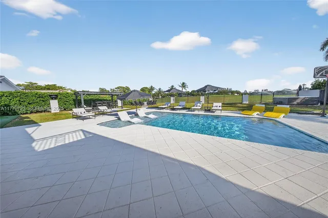 $26,000 | 4312 Northeast 22nd Avenue, Fort Lauderdale, FL 33308