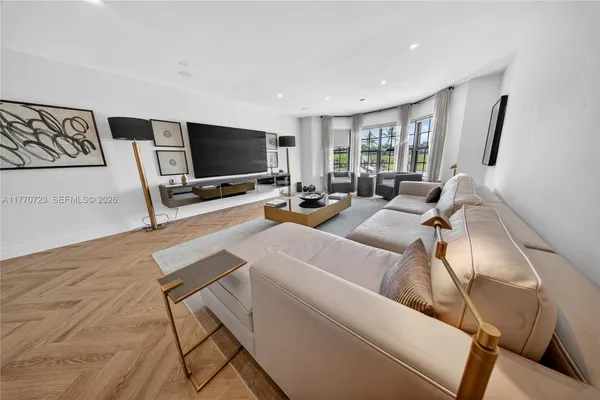 a view of entryway and hall