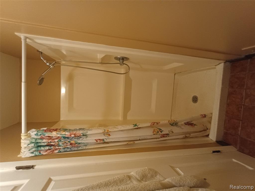 112 Stratford Lane Rochester Hills, MI 48309 - Photo 20 of 37