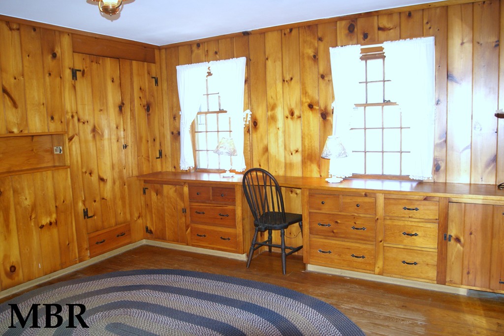187-191 Shepard Road Sturbridge, MA 01566 - Photo 11 of 18 a bedroom with a bed and a dresser