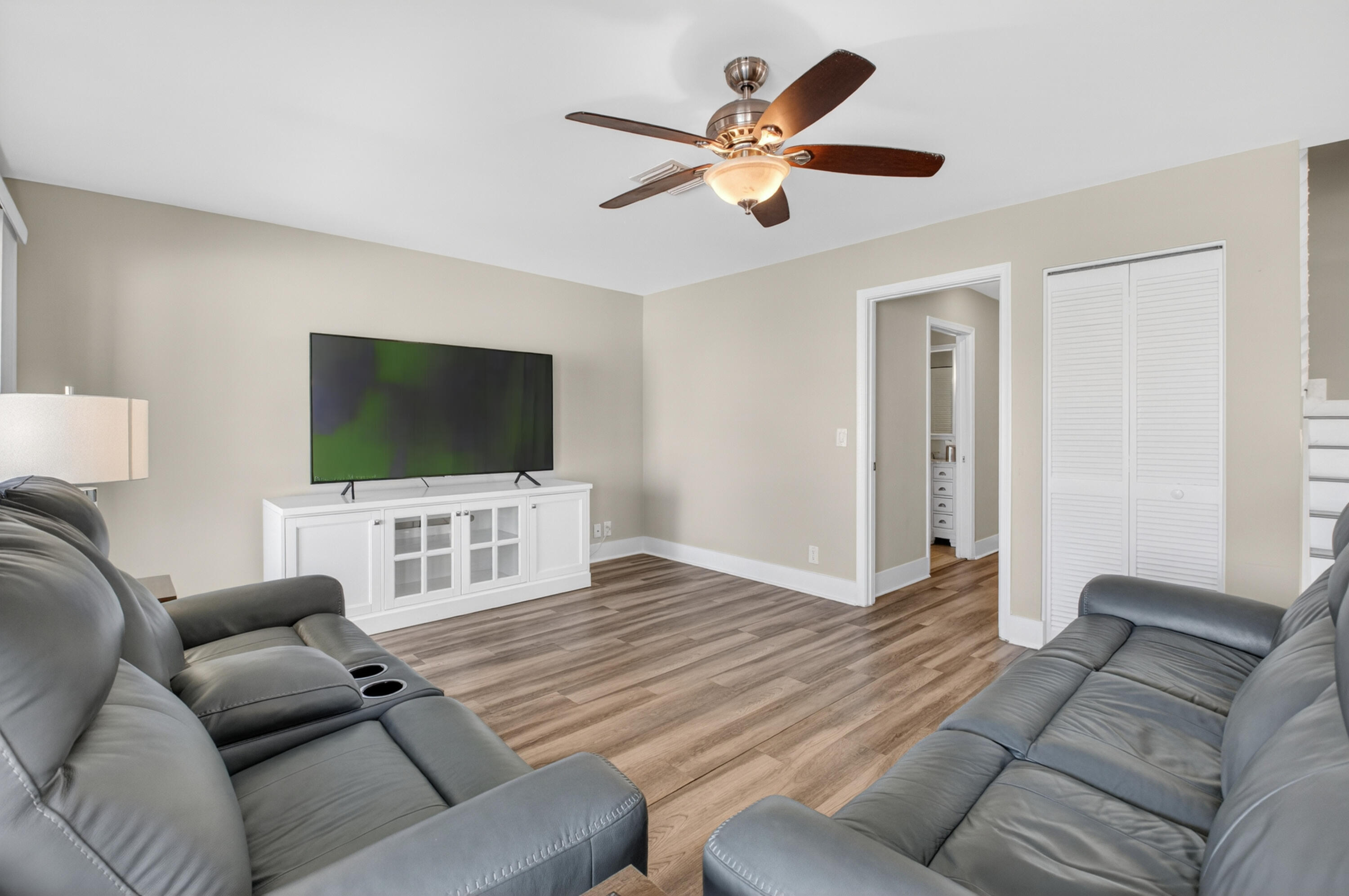 18247 Blue Lake Way Boca Raton, FL 33498 - Photo 18 of 61 DSC_5446