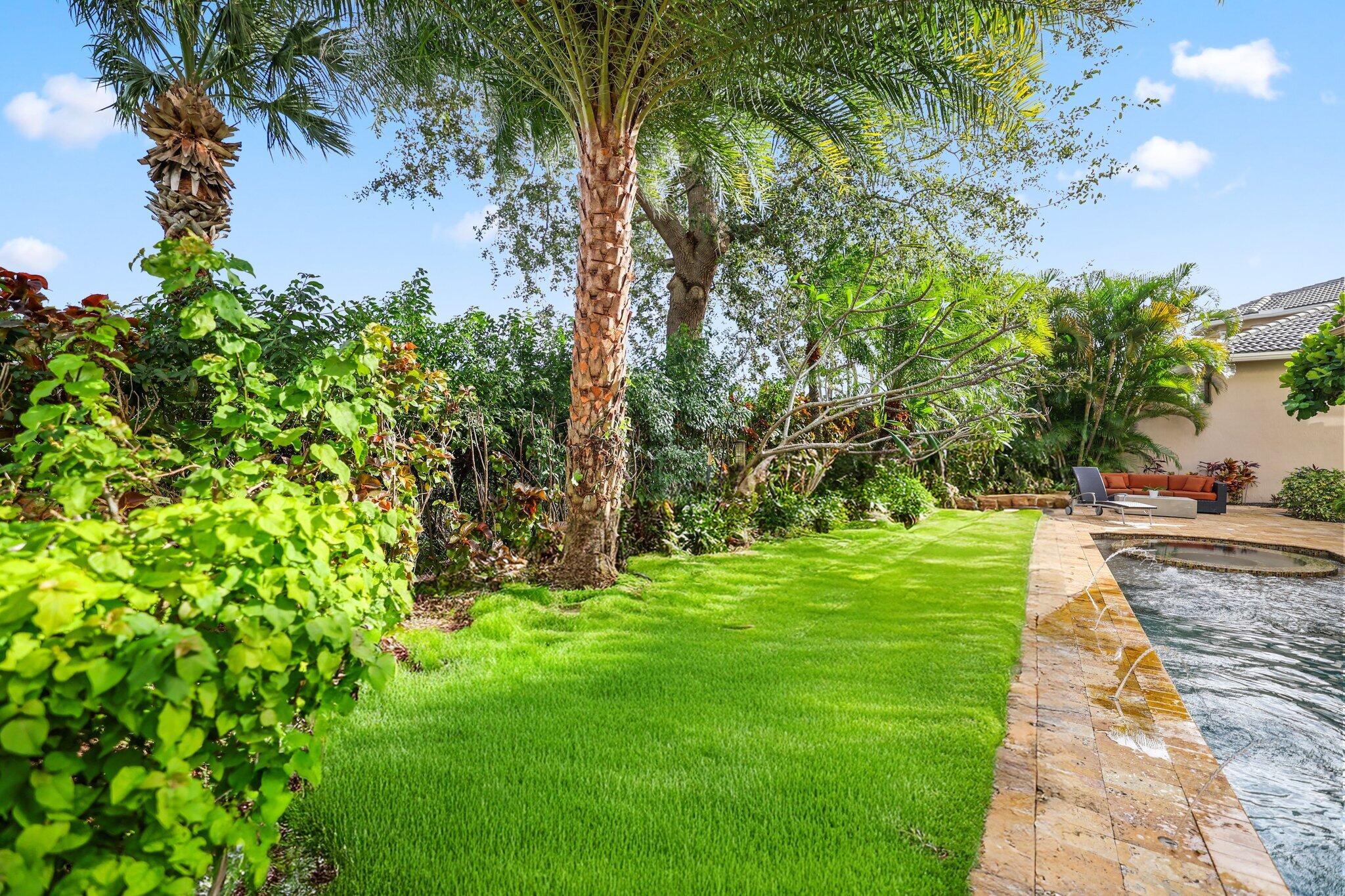 17334 Pavaroso Street Boca Raton, FL 33496 - Photo 84 of 105 grass - 3.jpg-SMALL