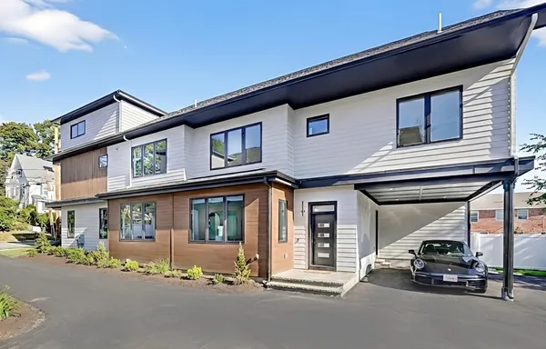 $1,878,000 | 10 Pennsylvania Avenue, Unit 1, Newton, MA 02464