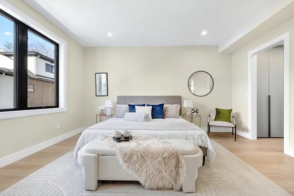 $1,878,000 | 10 Pennsylvania Avenue, Unit 1, Newton, MA 02464