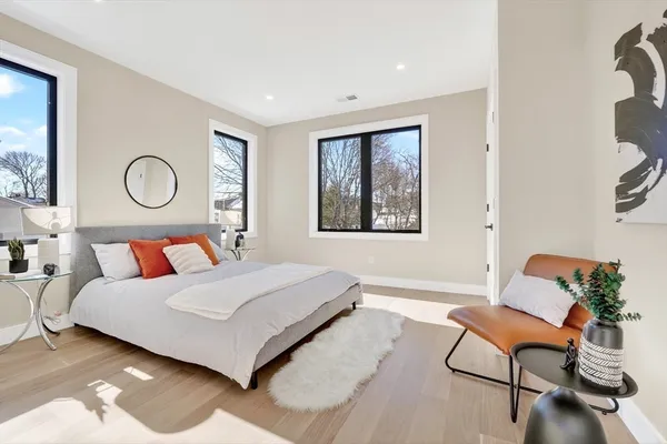 $1,878,000 | 10 Pennsylvania Avenue, Unit 1, Newton, MA 02464