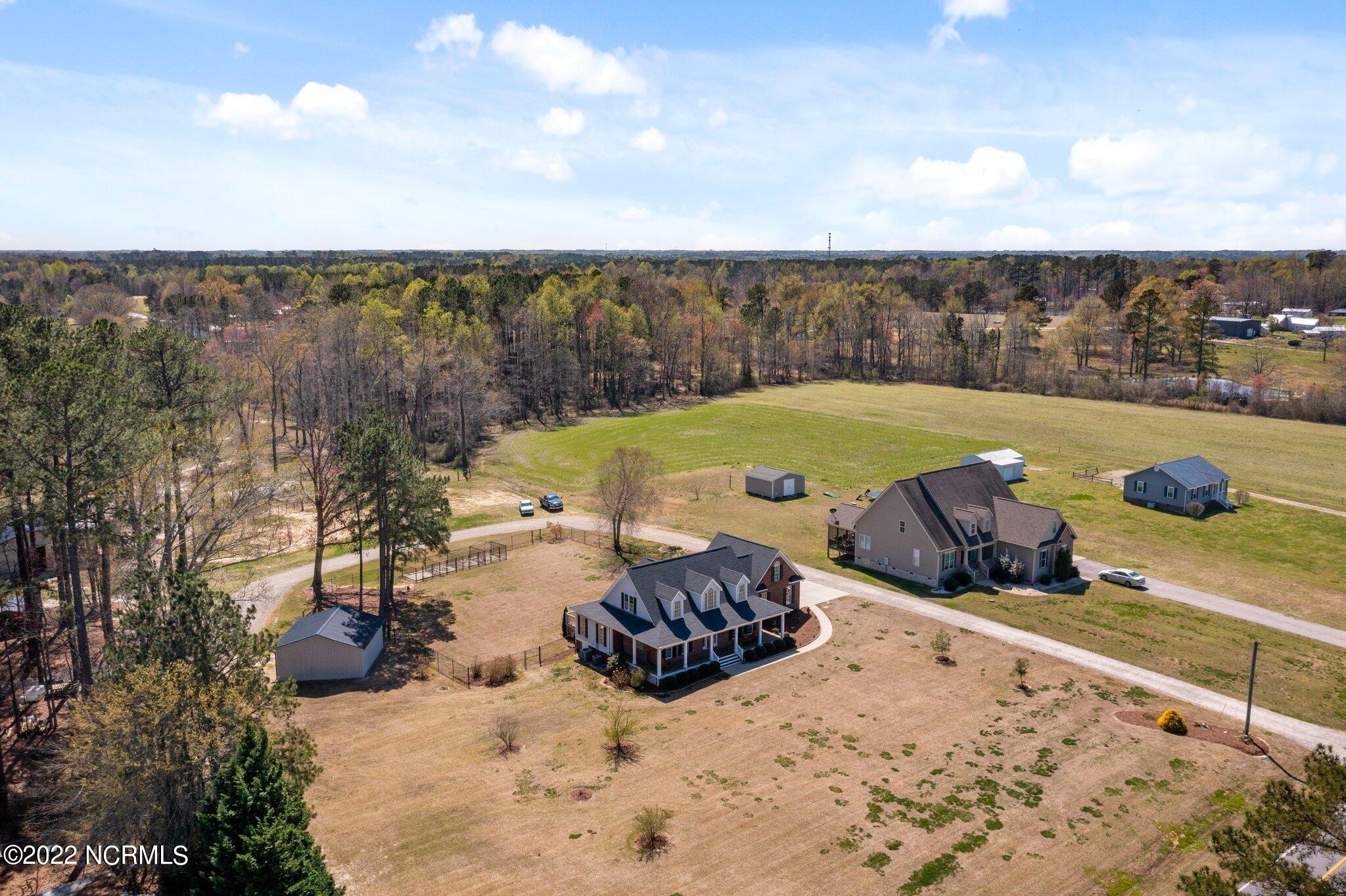 242 Carlyle Road Zebulon, NC 27597 - Photo 15 of 31 14-web-or-mls-DJI_0833