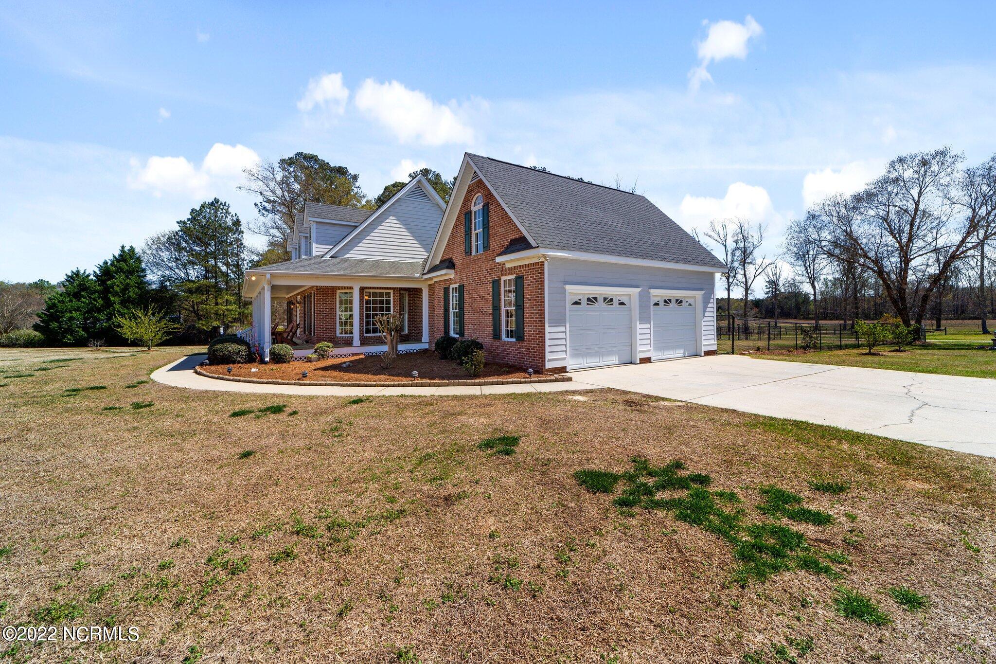 242 Carlyle Road Zebulon, NC 27597 - Photo 9 of 31 8-web-or-mls-IMG_9411