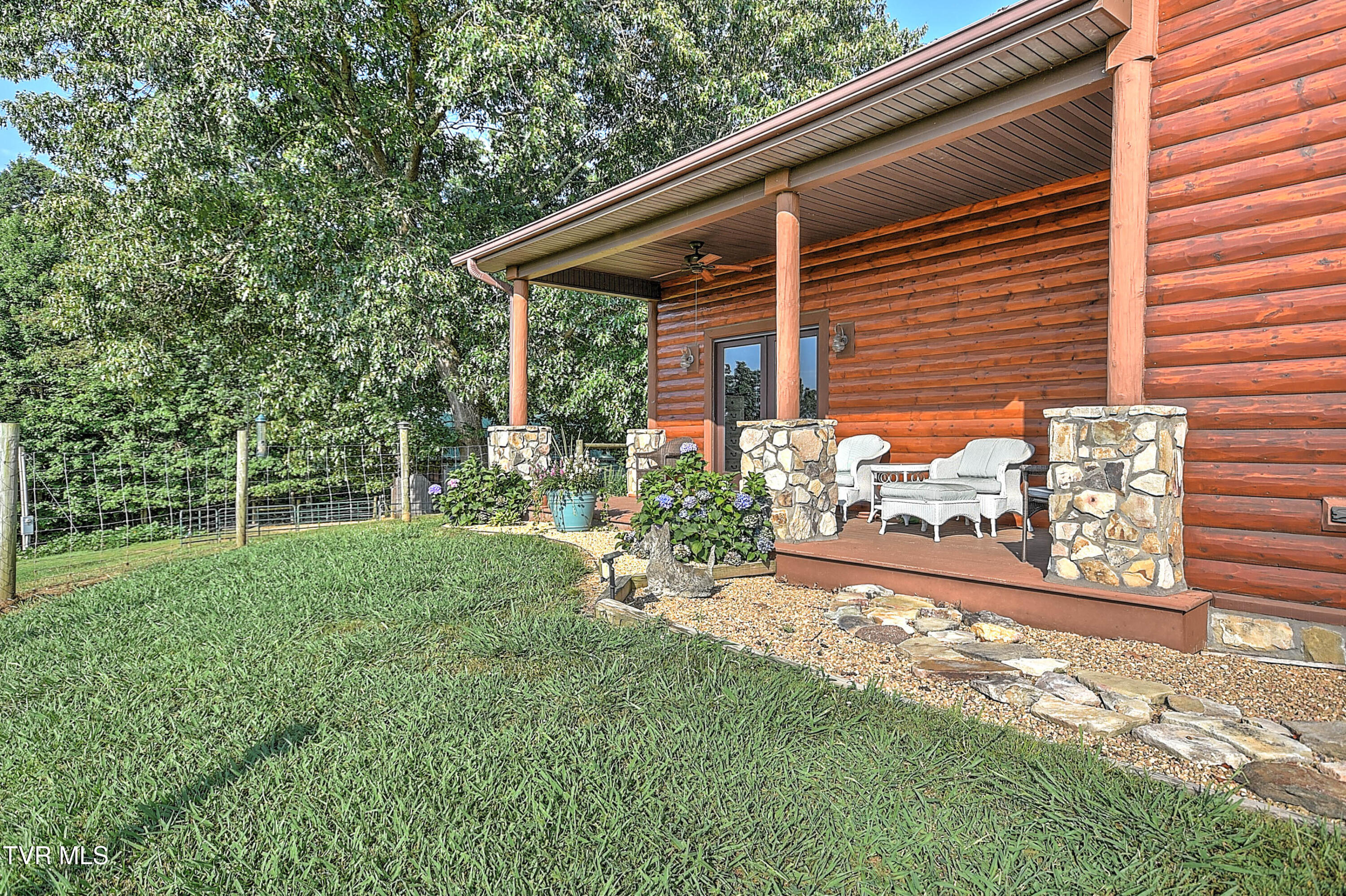 133 Hartmantown Road Jonesborough, TN 37659 - Photo 10 of 81 133 Hartmantown Rd SE-6