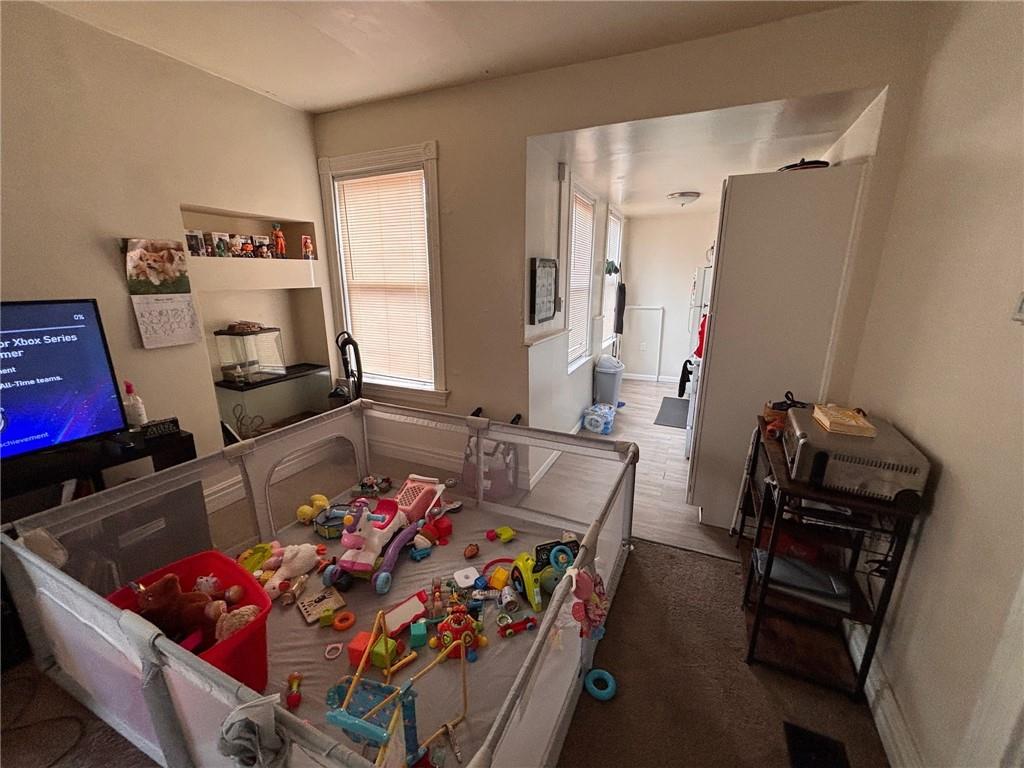 26 Carrick Avenue Pittsburgh, PA 15210 - Photo 12 of 31