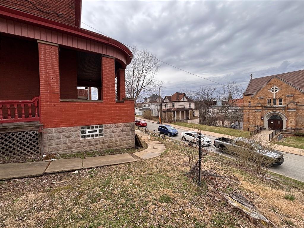 26 Carrick Avenue Pittsburgh, PA 15210 - Photo 24 of 31