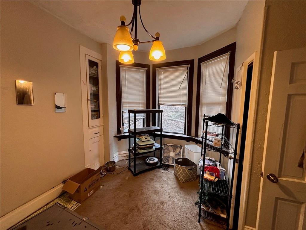 26 Carrick Avenue Pittsburgh, PA 15210 - Photo 4 of 31