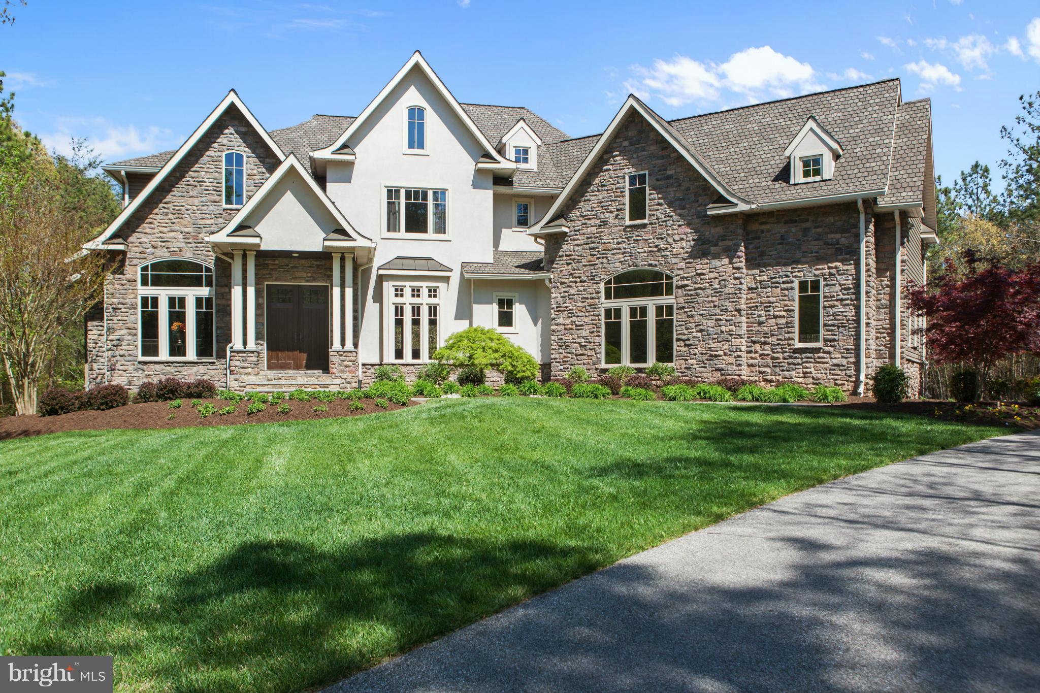 309 North Ferry Point Road Pasadena, MD 21122 - Photo 1 of 30 Exterior (Front)