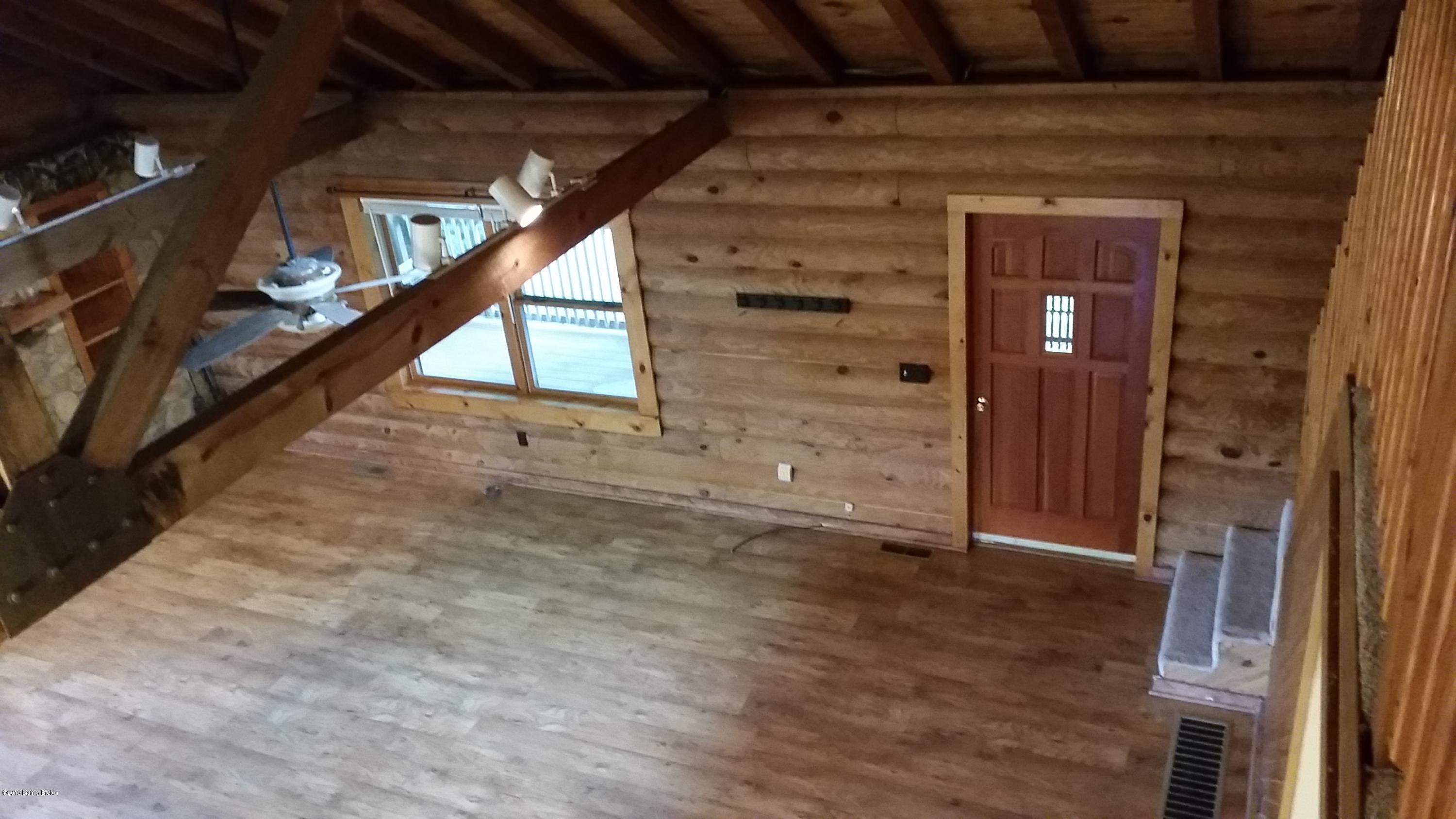 340 Vinson Road Brandenburg, KY 40108 - Photo 26 of 39 Loft view 2