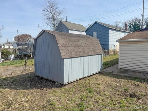 $79,900 | 217 West Arlee Avenue, St. Louis, MO 63125
