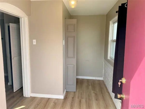 $79,900 | 217 West Arlee Avenue, St. Louis, MO 63125