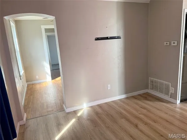 $79,900 | 217 West Arlee Avenue, St. Louis, MO 63125