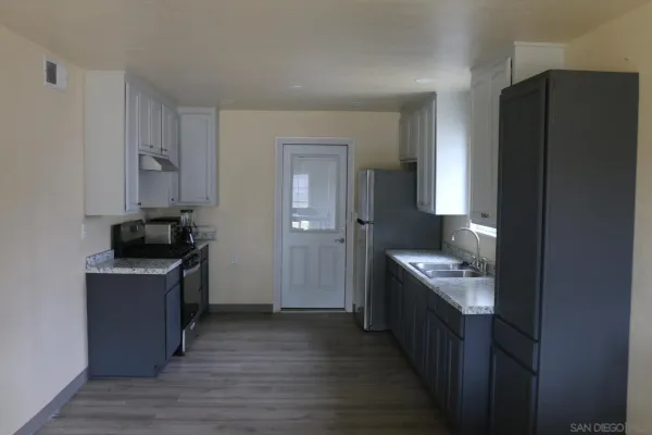 $799,000 | 7021 Madrone Avenue, San Diego, CA 92114