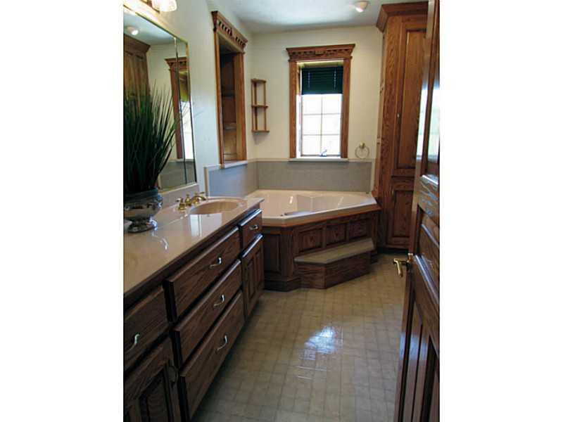 130 Craft Road Washington, PA 15301 - Photo 5 of 25 Master Bath/Spa. Double sinks, Jacuzzi tub, separate shower, walk in closet and gleaming custom wood in the Master Bath.