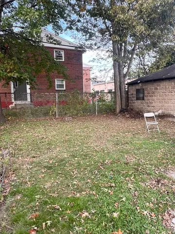 $319,900 | 18 Greenacre Square, Springfield, MA 01105