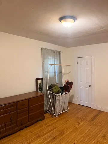 $319,900 | 18 Greenacre Square, Springfield, MA 01105