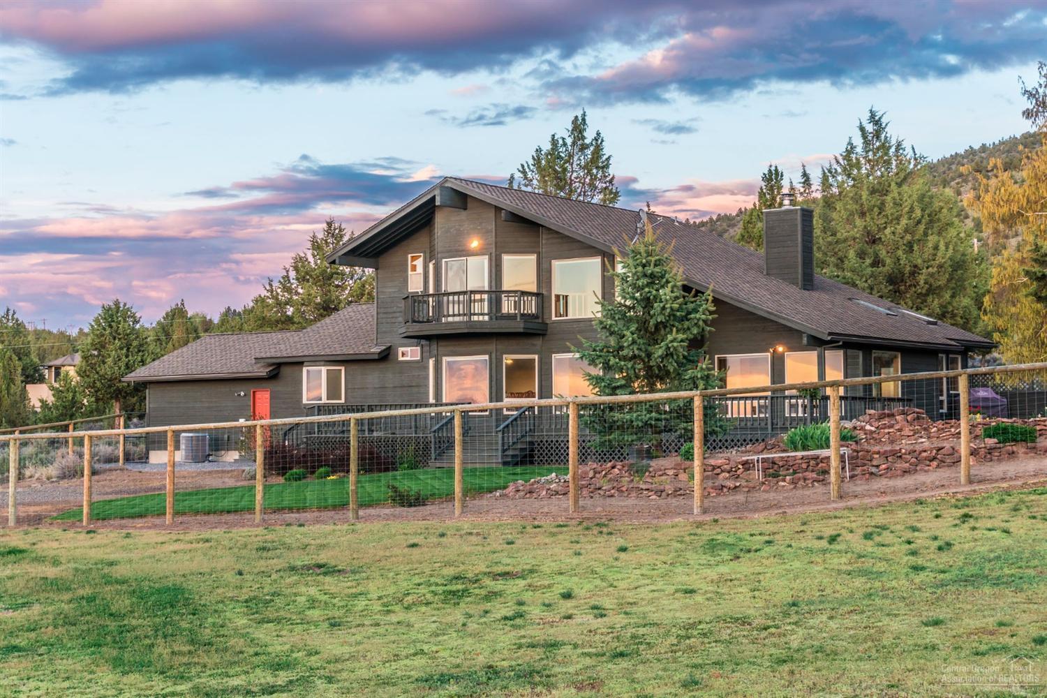 12089 Southwest Red Cloud Road Powell Butte, OR 97753 - Photo 22 of 25 Additional Photo