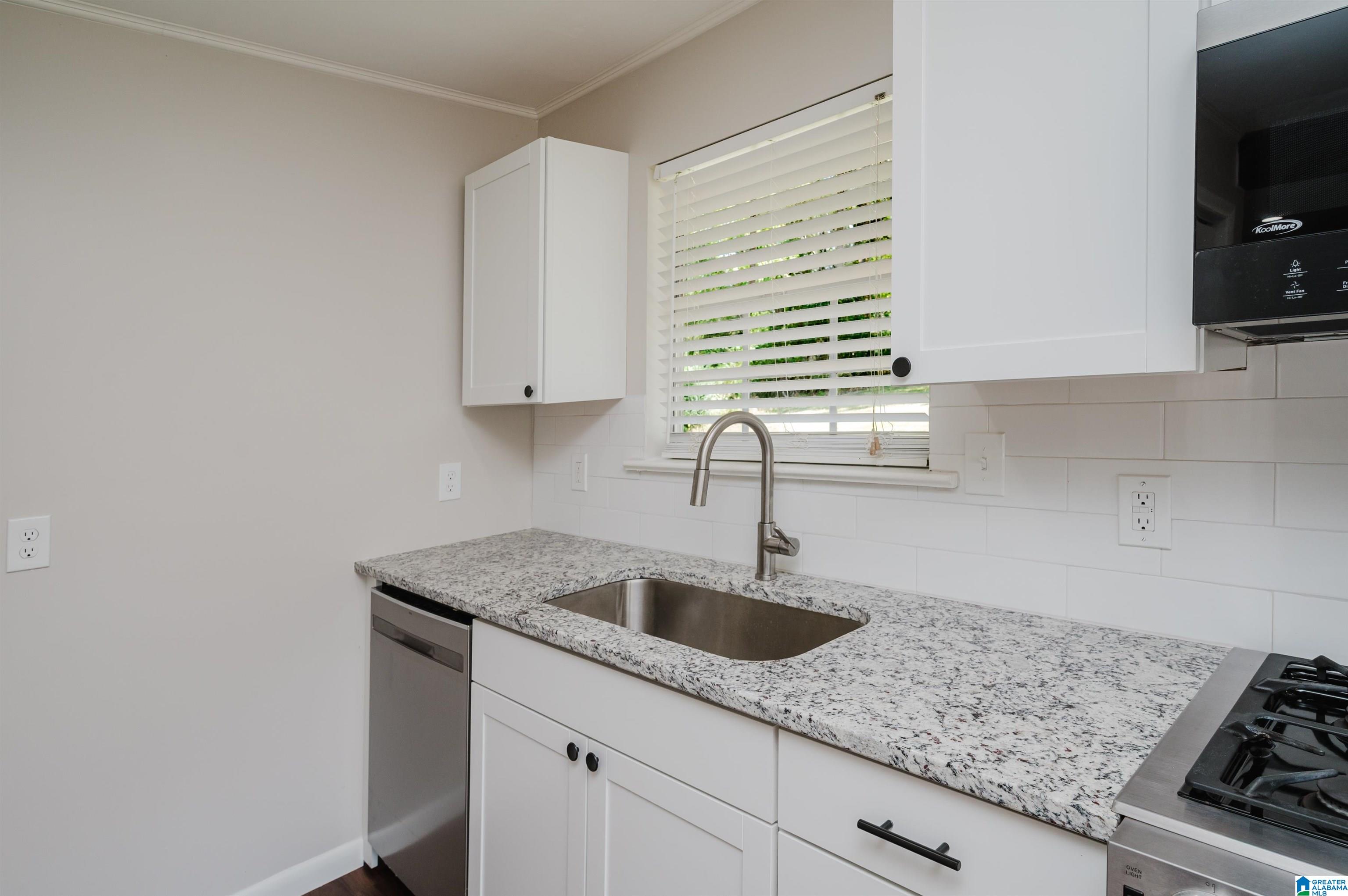 2917 Valley View Circle Adamsville, AL 35005 - Photo 13 of 40