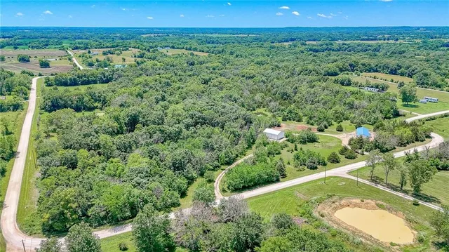 $239,900 | 264 Northwest 1441st Road, Holden, MO 64040