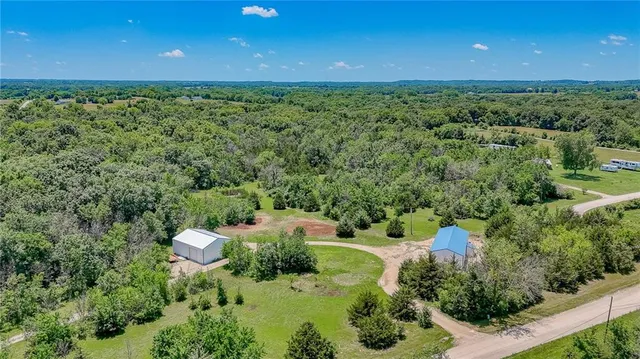 $239,900 | 264 Northwest 1441st Road, Holden, MO 64040