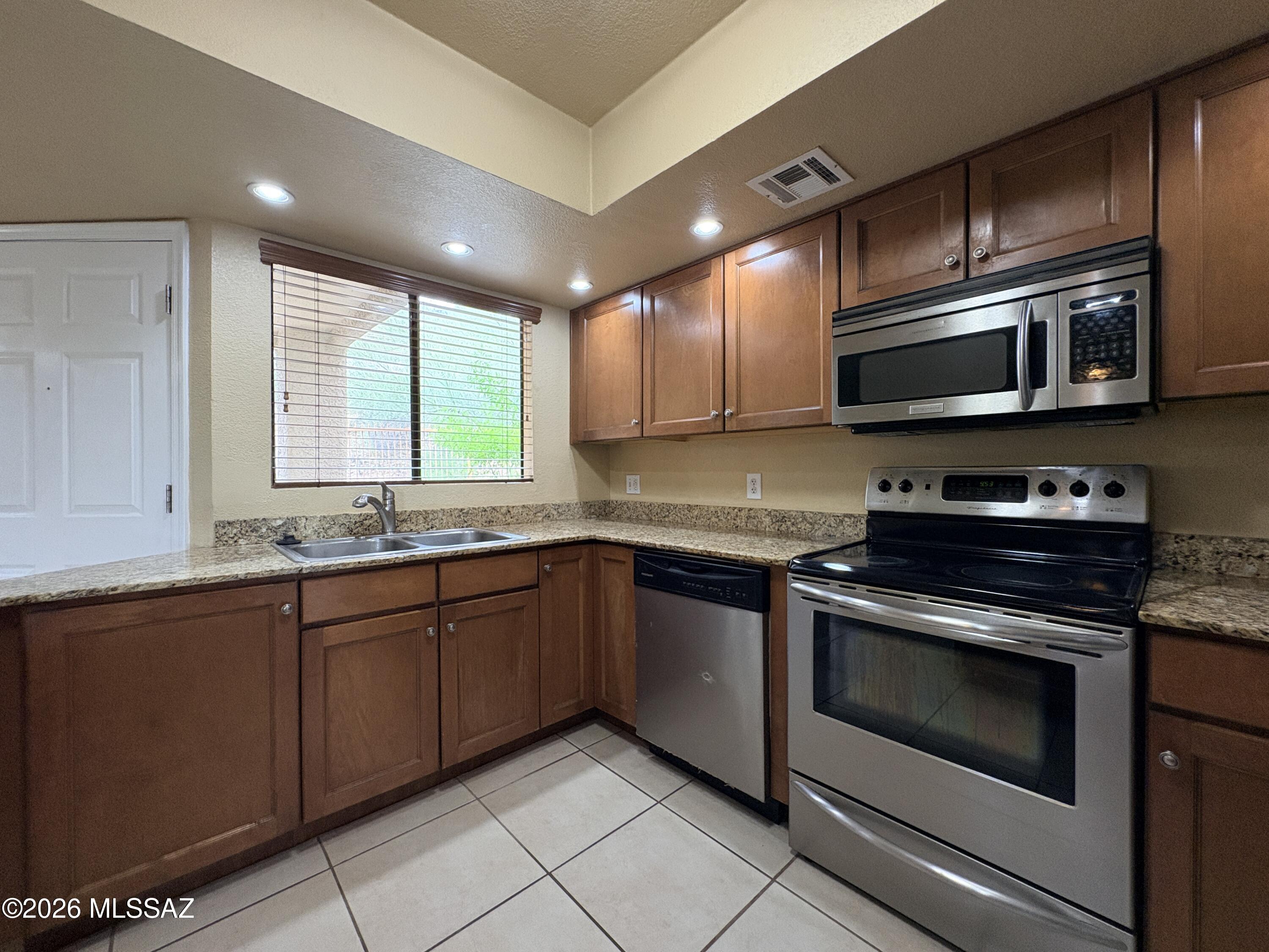 7255 East Snyder Road, Unit 9105 Tucson, AZ 85750 - Photo 11 of 29