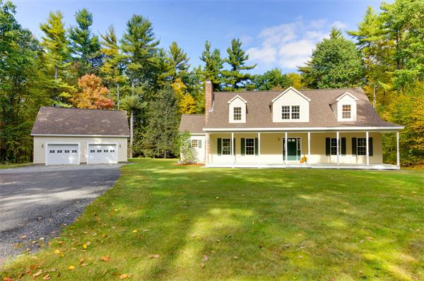 726 Brockelman Road Lancaster, MA 01523 - Photo 3 of 27 Gallery Image 3