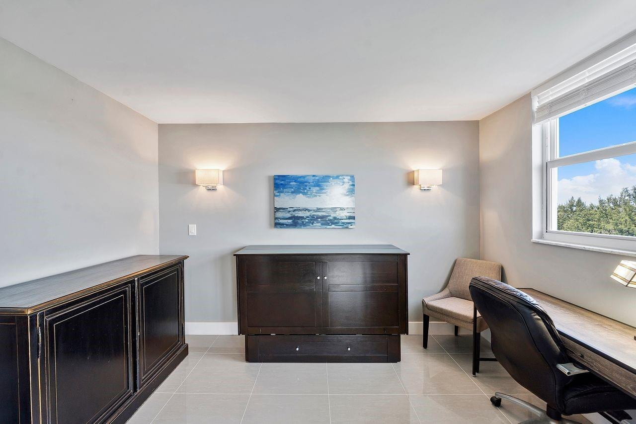 1505 North Riverside Drive, Unit 605 Pompano Beach, FL 33062 - Photo 17 of 44 Guest Bedroom/Office