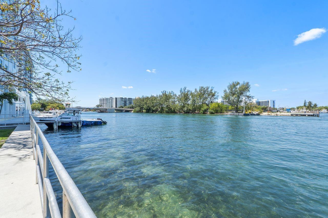 1505 North Riverside Drive, Unit 605 Pompano Beach, FL 33062 - Photo 30 of 44 Photo 33