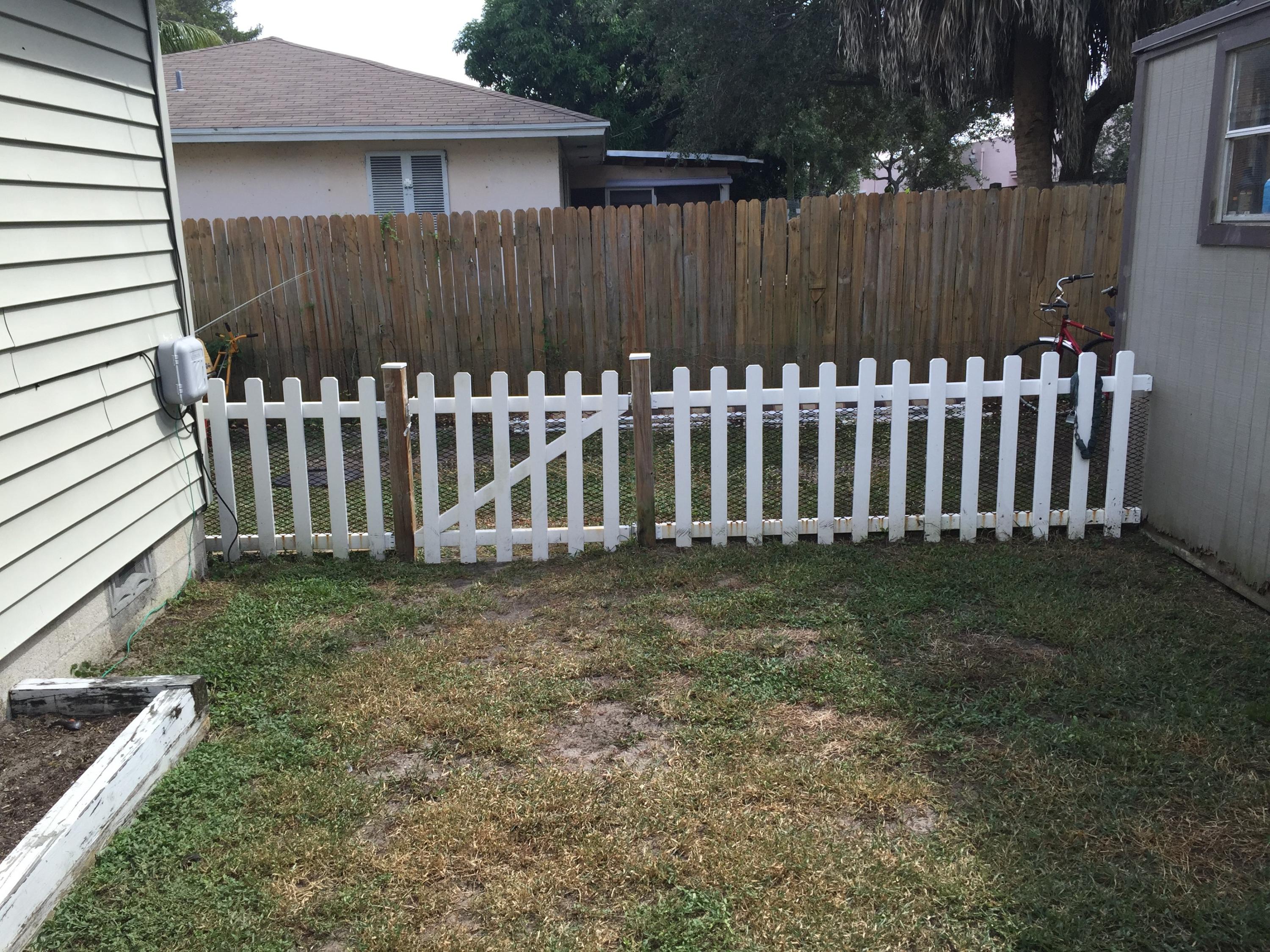 1732 Ridge Road North Palm Beach, FL 33408 - Photo 17 of 19 Backyard