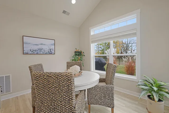 $439,900 | 1335 Lynx Lane, Manitowoc, WI 54220