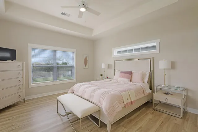 $439,900 | 1335 Lynx Lane, Manitowoc, WI 54220