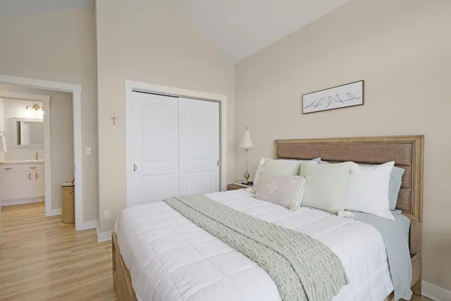 $439,900 | 1335 Lynx Lane, Manitowoc, WI 54220