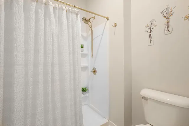 $439,900 | 1335 Lynx Lane, Manitowoc, WI 54220