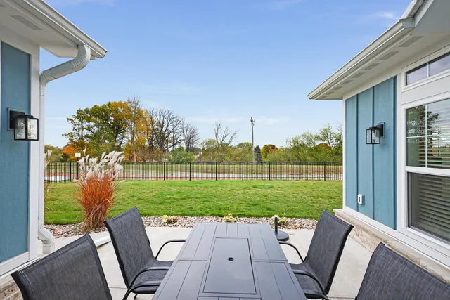 $439,900 | 1335 Lynx Lane, Manitowoc, WI 54220