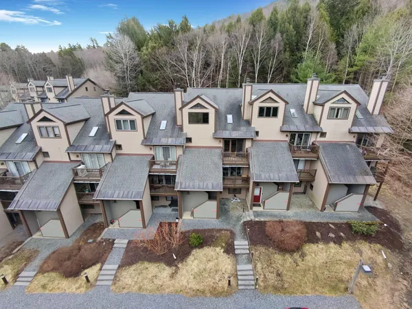 $309,000 | 70 Mountains Edge Road, Unit 606, West Windsor, VT 05037
