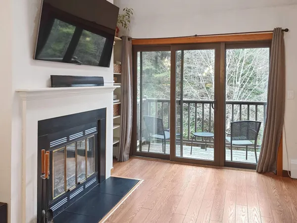 $309,000 | 70 Mountains Edge Road, Unit 606, West Windsor, VT 05037