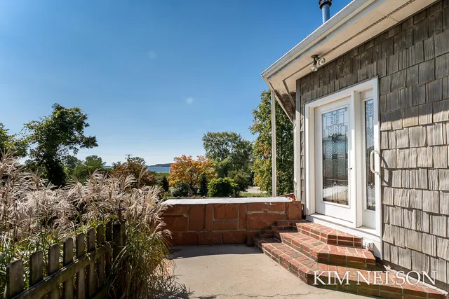 $495,000 | 925 South Lake Street, Whitehall, MI 49461