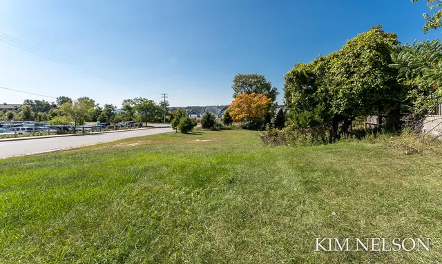 $495,000 | 925 South Lake Street, Whitehall, MI 49461