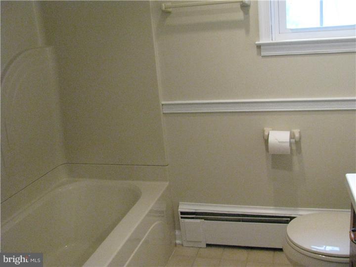 1279 Spring Valley Road Bethlehem, PA 18015 - Photo 12 of 15 Bathroom