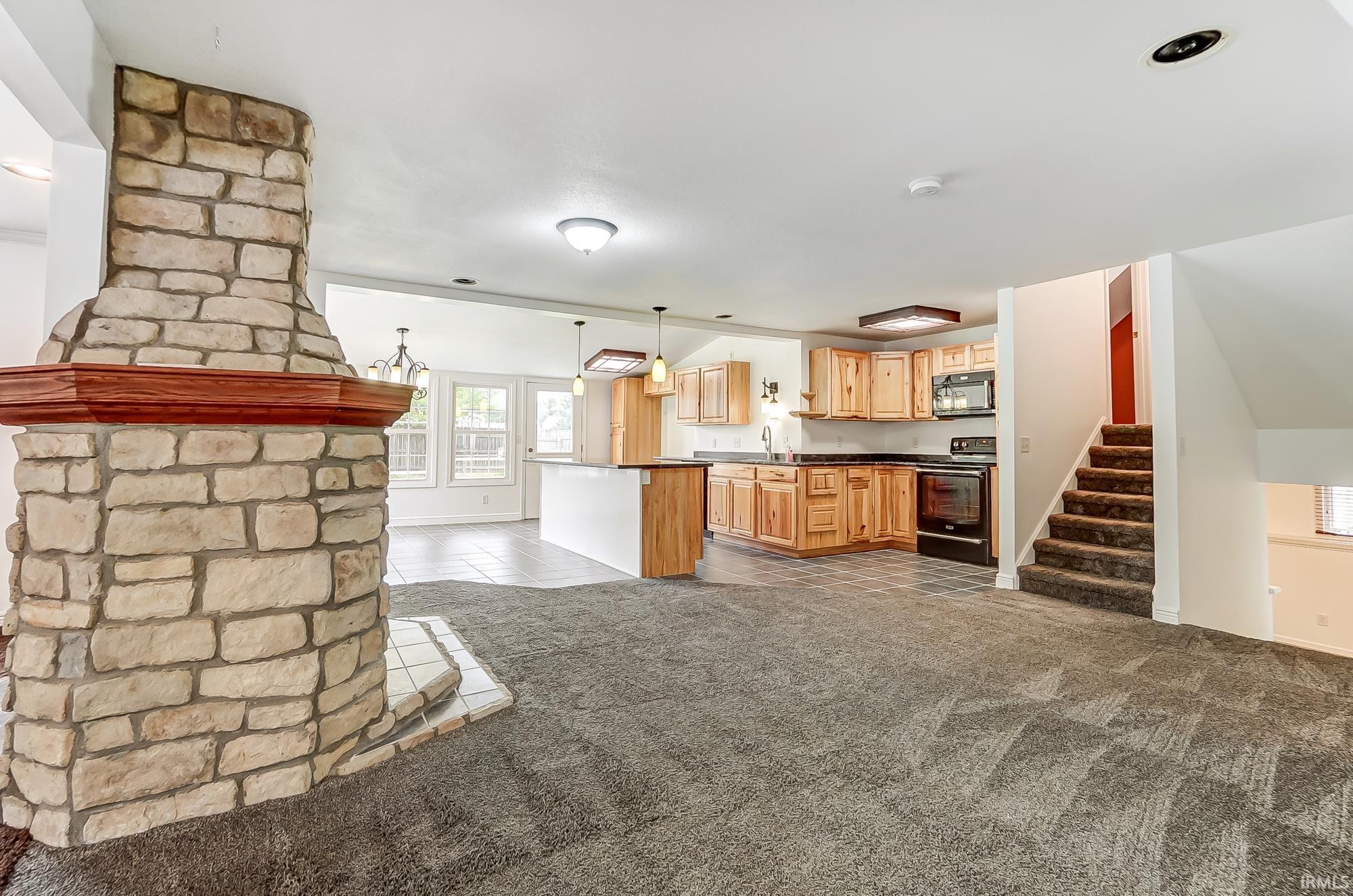7429 Hope Farm Road Fort Wayne, IN 46815 - Photo 4 of 36 Gallery Image 4