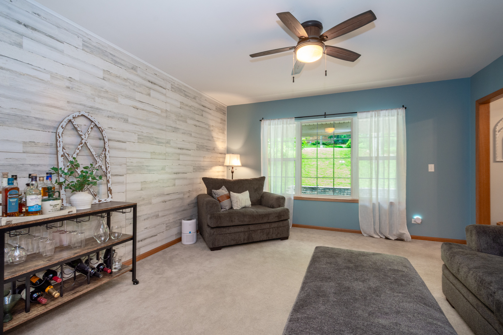 6809 Normandy Drive Spring Grove, IL 60081 - Photo 4 of 39 Gallery Image 4