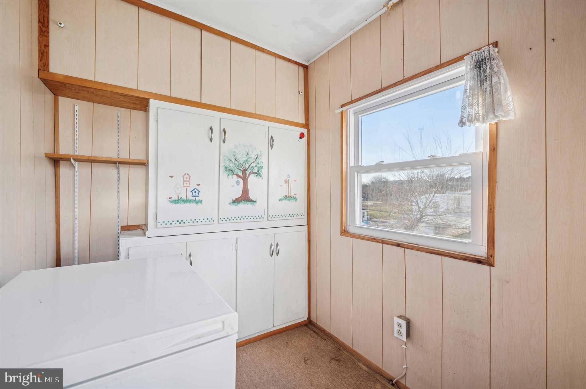 406 Ripka Street Philadelphia, PA 19128 - Photo 16 of 30 Mudroom