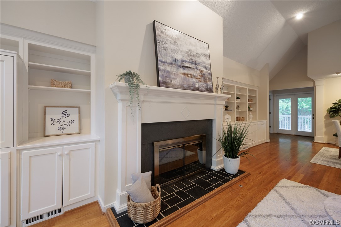 380 Ziontown Road Henrico, VA 23229 - Photo 11 of 44 a living room with furniture and a fireplace