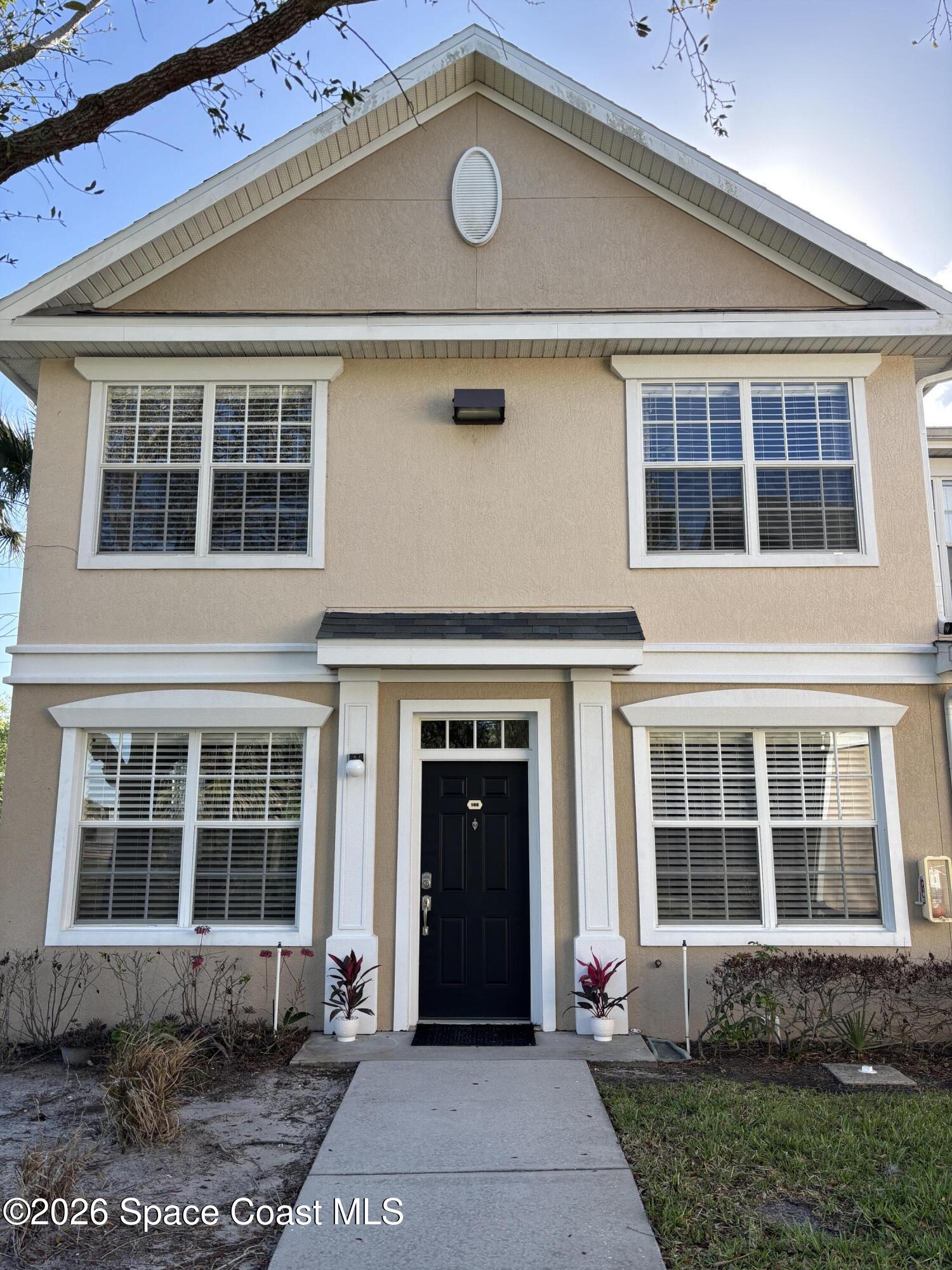 100 Turpial Way #108