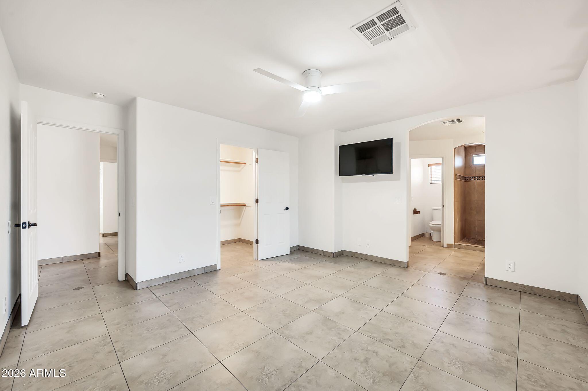 3048 East Erie Street Gilbert, AZ 85295 - Photo 22 of 47 Primary Bedroom