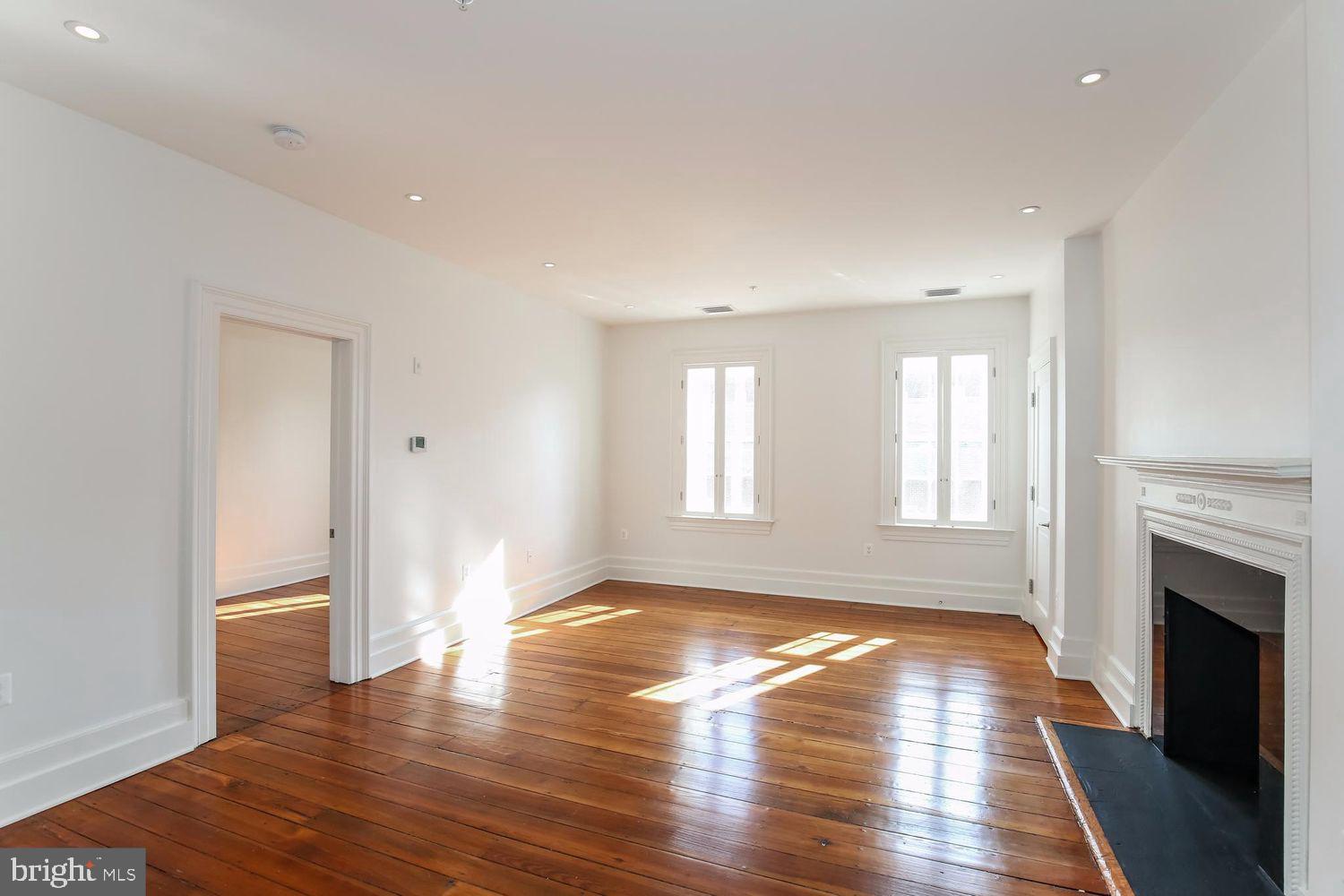3009 M Street Northwest, Unit 2 Washington, DC 20007 - Photo 11 of 26